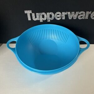Tupperware Thatsa Colander Multifunction Double Handle 19 cup Light Blue New
